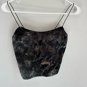 Black cropped tank top.